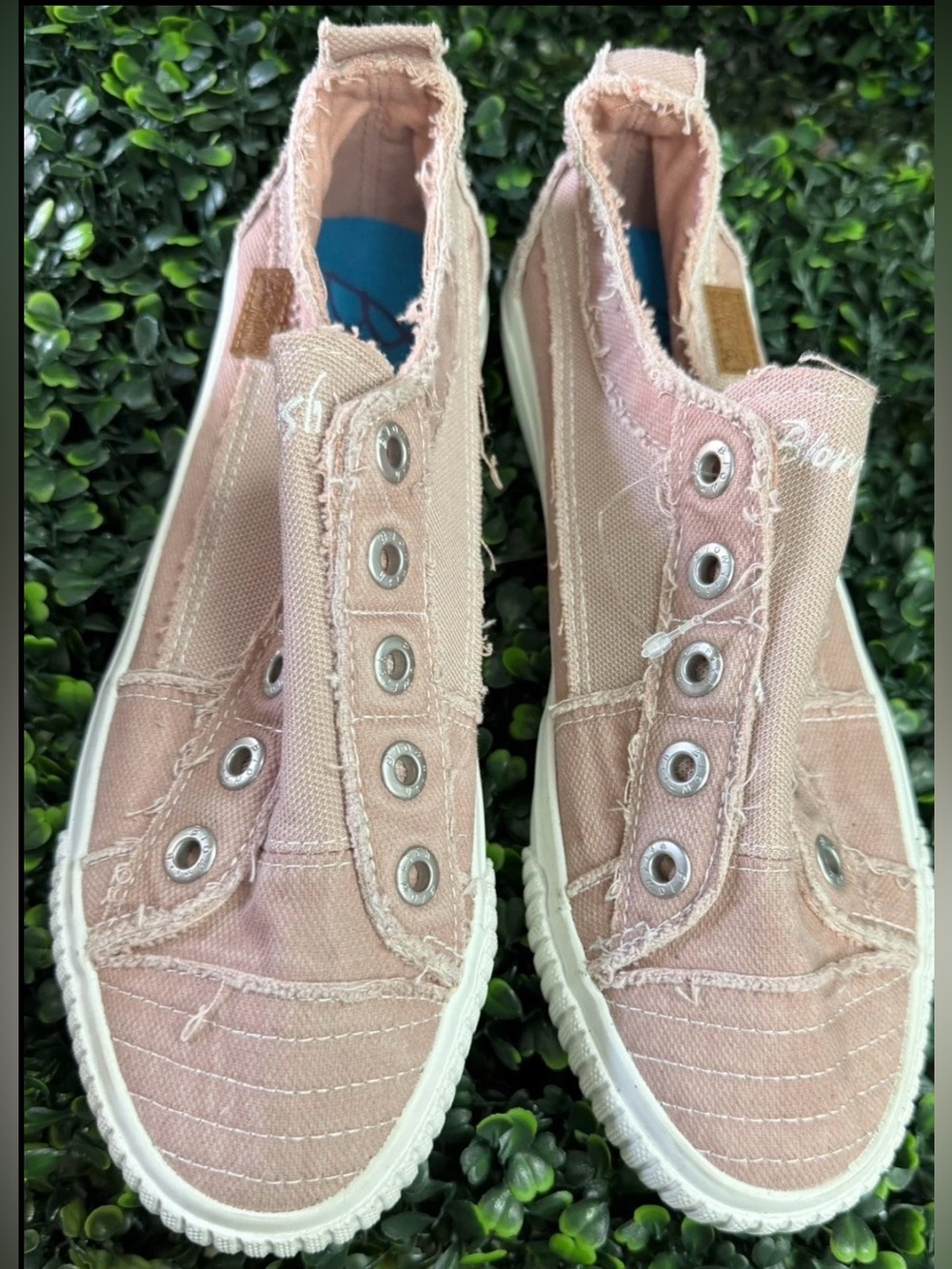 Blowfish Malibu Play Women’s Sneaker Wyoming Mauve Smoked Pink US Size 8.5